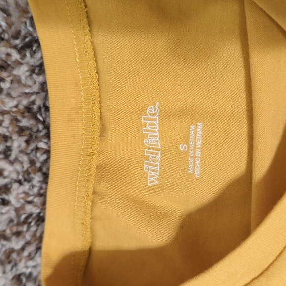 Basic Yellow Crop Top - Picture 2 of 3